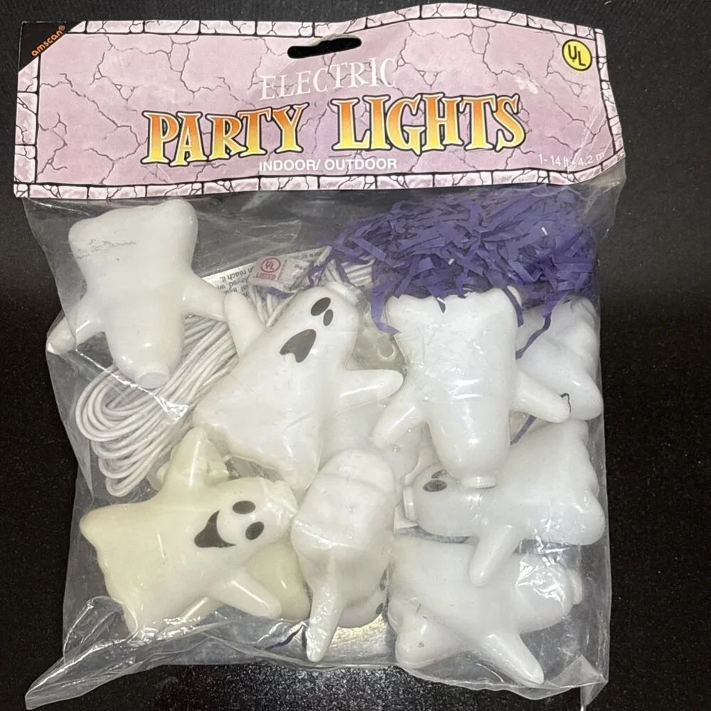Vtg Halloween Ghost String Lights Plastic Blow Mold 10 Spooky Blinking In/Out